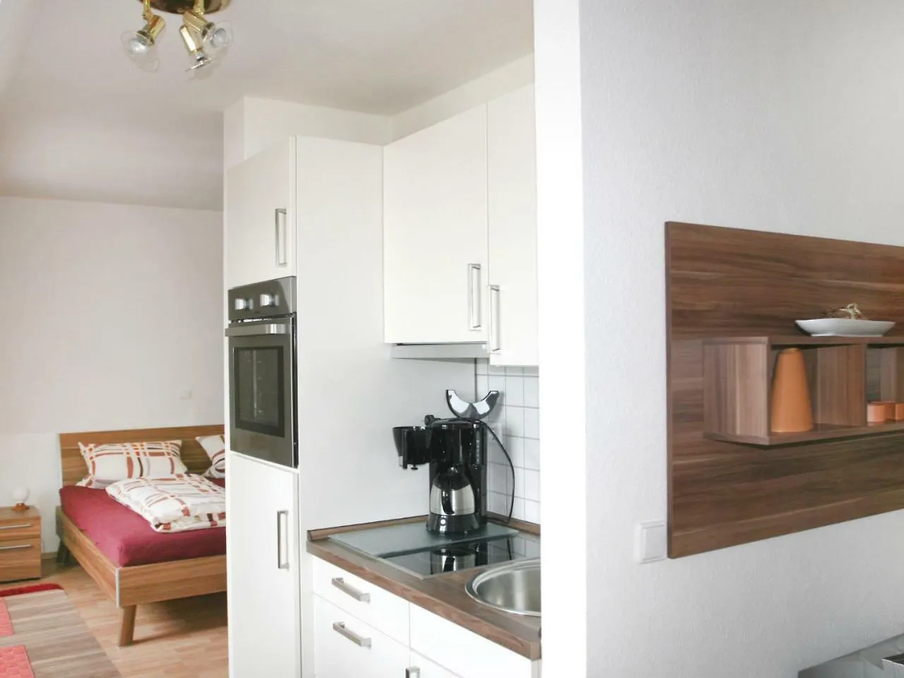 Apartment Kamelienweg By Interhome Dresden
